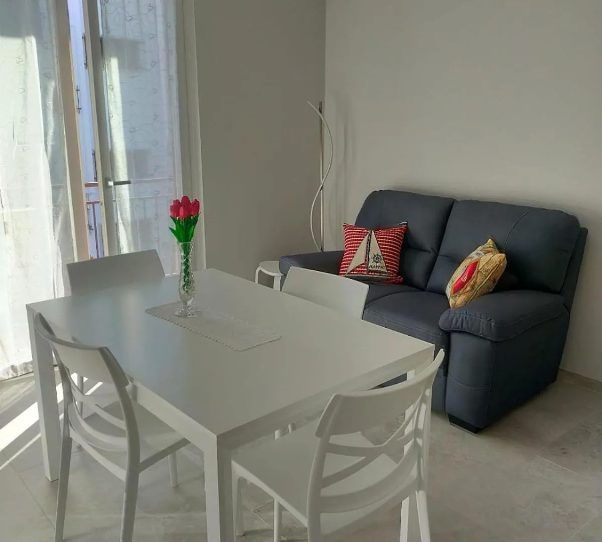 Sunny House Sirmione Apartment